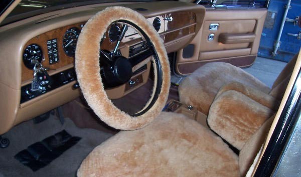 (image for) Lamb wool seat covers